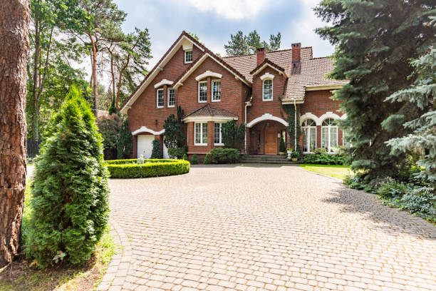 Best Driveway Paving Contractor  in Virginia Gardens, FL